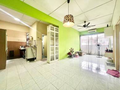 Apartment For Sale in Putra Impian Apartment