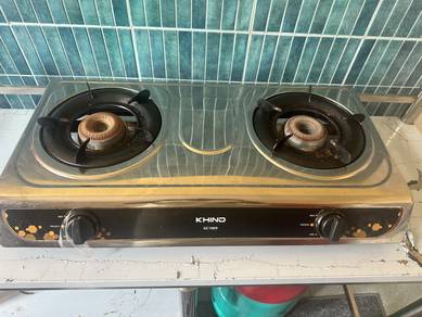 Stove with metal rack