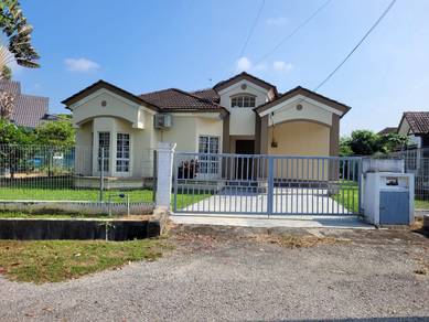 Bungalow House For Sale in Sepang,SGR