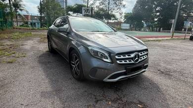 Mercedes Benz GLA200 200 (CBU) in Kepong, KUL