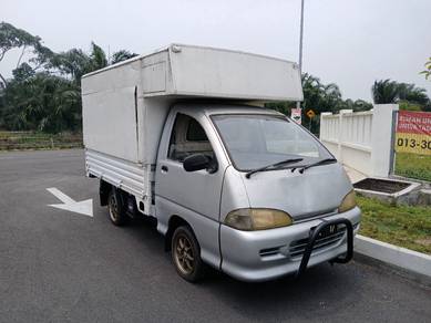 lori pasar malam hijet 2004 foodtruck 