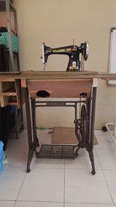 mesin jahit kaki  jenama Raleigh