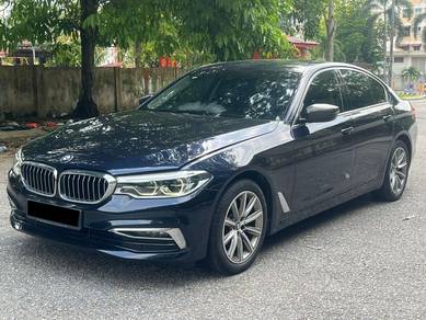 BMW 520i 20i LUXURY in Seri Kembangan, SGR
