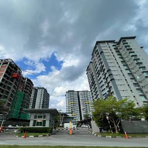 Condominium For Rent in SkyVilla Condominium (MJC)