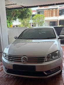 Volkswagen Passat TSI (CBU) in Persiaran Gurney, PNG