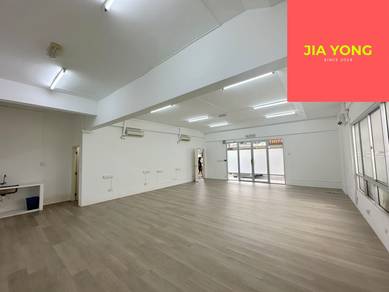 Shop lot For Rent in Bayan Baru,PNG