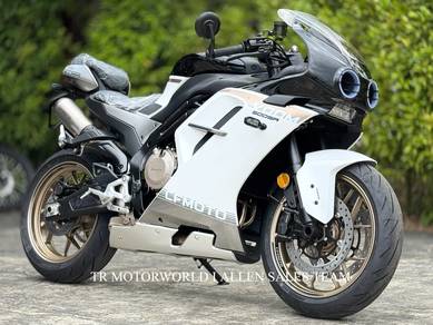 CFMOTO 500SR