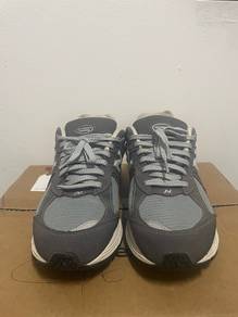 New Balance 2002R