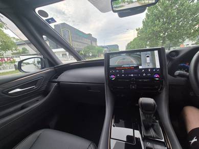 Toyota Alphard Z in Setia Alam, SGR