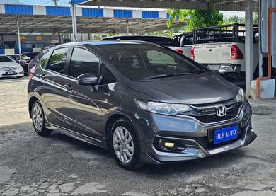 Honda Jazz Hybrid HYBRID in Bukit Mertajam, PNG