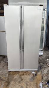 peti ais dua pintu 550liter 