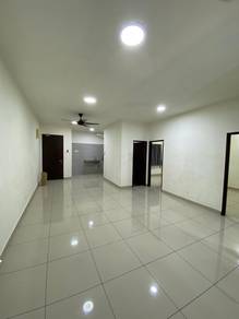 Condominium For Rent in Residensi Zamrud