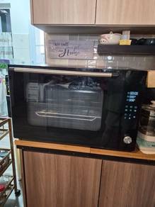 The Baker Digital Oven ESM-100DG