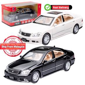 1:32 12th Toyota Crown Alloy Car Model Diecasts
