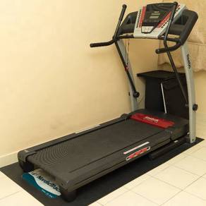 Want to sell. Treadmill Reebok v7 90