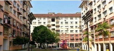 Apartment For Sale in Latan Biru