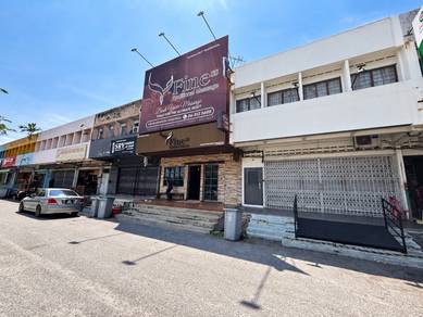 Shop lot For Rent in Cheng,MLK