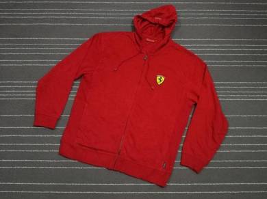Ferrari red hooded saiz xl PRELOVED