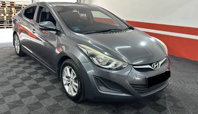Hyundai Elantra EXECUTIVE in Kepong, KUL
