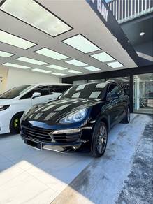 Porsche Cayenne S S in Country Heights Damansara, KUL