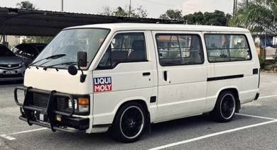 Toyota Hiace in Yan, KDH