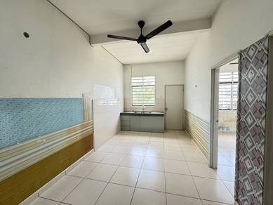 1-storey Terraced House For Sale in Cheng,MLK