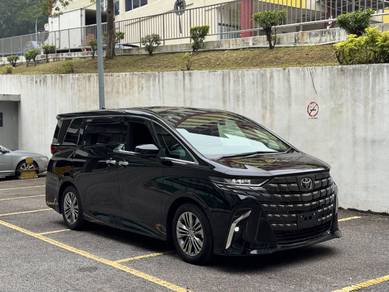 Toyota Alphard Z in Desa Petaling, KUL