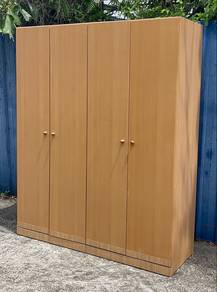 Wardrobe 5 ft x 6”5 ft / Almari Besar