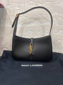 YSL Sac Hobo (50% off original price)