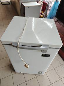 Midea 2Ft Chest Freezer TF878