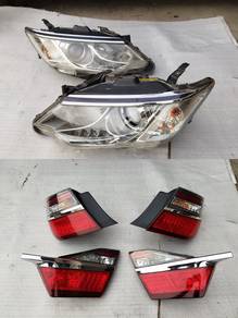 Toyota Camry AVV50 head lamp n tail lamp