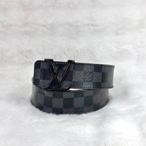 LV Damier Graphite Initiales 40mm Reversible Belt