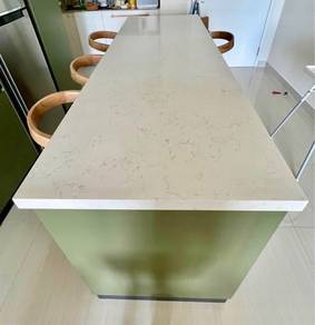 Island Table with 4 Genuine Leather Bar Chairs