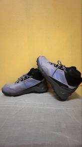 Adidas Terrex Hiking Shoes (like new)