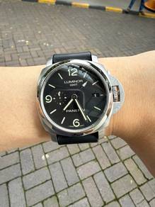 Panerai Luminor Marina GmT 320
