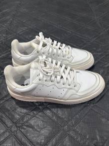Adidas Supercourt - Like New