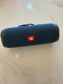 JBL Flip 5 Portable Bluetooth Speaker