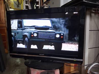 32inch Sharp Lcd tv(No Smart tv)