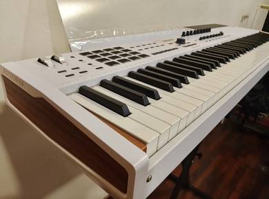 88-Key Digital Piano Midi Controller Keylab mkii