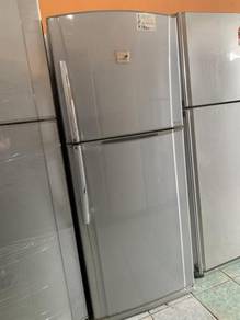 2 doors Refrigerator Peti Sejuk Ais Toshiba Ice