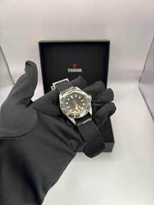 New TUDOR Black Bay M79230N-0005 ( 2003 ) FULLSET