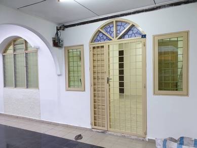 1-storey Terraced House For Sale in Batu Berendam,MLK