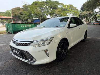 Toyota Camry HYBRID PREMIUM in Sungai Besi, KUL