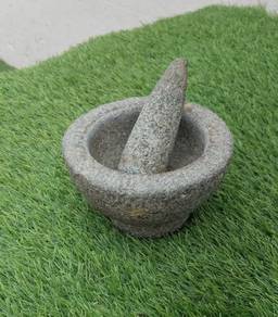 C026 Lesung Batu 15 cm Stone Mortar & Pestle Set