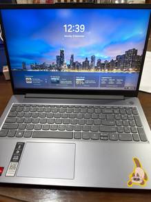 Lenovo IdeaPad Slim 3 R5 | 16GB | 512GB SSD