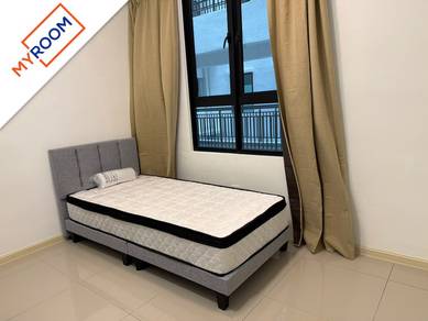 Room in Bayan Lepas, PNG
