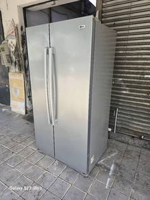 LG 2door fridge refrigerator side by side 581-L