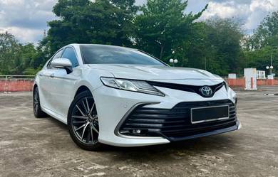 2023 Toyota Camry V