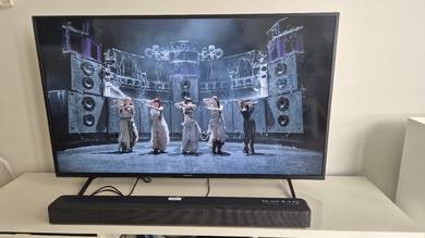 Sony 50 Inch 4K TV With 2.1ch Soundbar