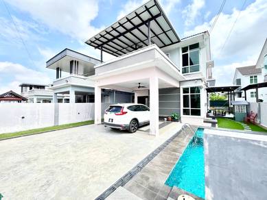 Semi-Detached House For Sale in Batu Berendam,MLK